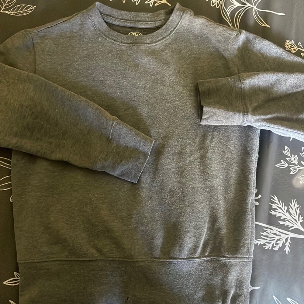 Long sleeve shirt Size M(8) Used for small child